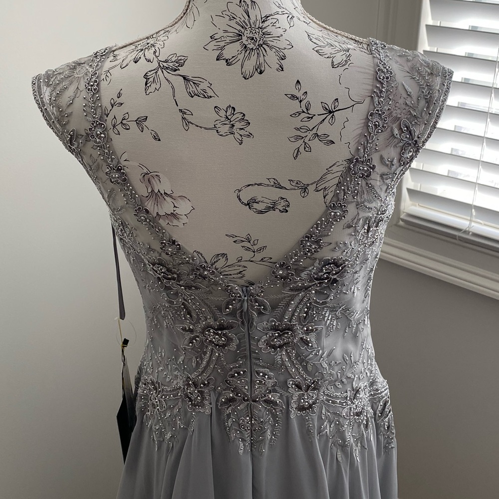 Madeline Gardner New York MOB Maxi Dress🔥 NWT 🔥 - Picture 8 of 11